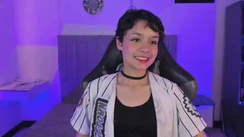 Snapshot of catarsiss_moon chatting on 03-08-25, 08:03 Cat online show from 03-08-25, 08:03