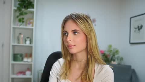 catecrago  online show from 03-04-25, 05:34