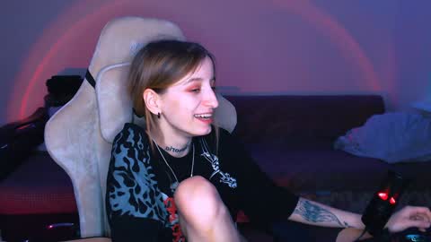 Snapshot of cath_dysphoria_ chatting on 02-07-25, 11:34 CATH online show from 02-07-25, 11:34