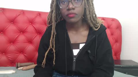 Snapshot of cathalinasharon chatting on 01-13-25, 02:11 cathalina online show from 01-13-25, 02:11