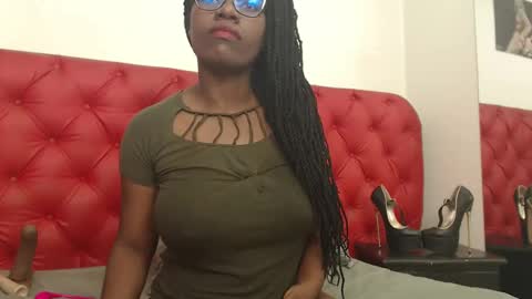 Snapshot of cathalinasharon chatting on 03-04-25, 01:59 cathalina online show from 03-04-25, 01:59