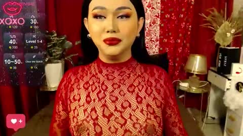 Snapshot of catherine_louise chatting on 12-14-25, 11:53 cath online show from 12-14-25, 11:53