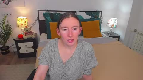 Snapshot of catherinewalls chatting on 12-02-24, 07:36 Catrin online show from 12-02-24, 07:36