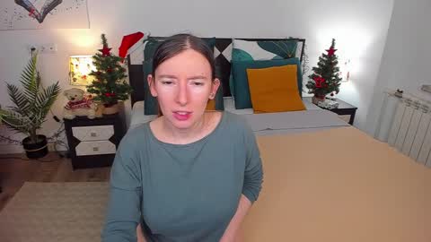 Snapshot of catherinewalls chatting on 01-08-25, 04:55 Catrin online show from 01-08-25, 04:55