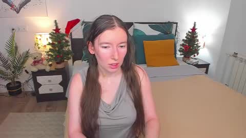Snapshot of catherinewalls chatting on 01-12-25, 06:39 Catrin online show from 01-12-25, 06:39