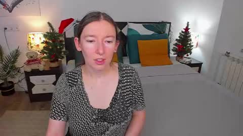 Snapshot of catherinewalls chatting on 01-17-25, 04:49 Catrin online show from 01-17-25, 04:49