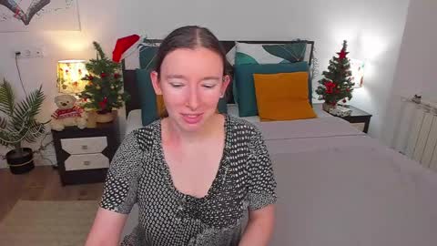 Snapshot of catherinewalls chatting on 01-17-25, 07:51 Catrin online show from 01-17-25, 07:51