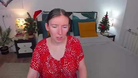 Snapshot of catherinewalls chatting on 01-20-25, 04:43 Catrin online show from 01-20-25, 04:43