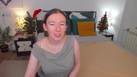 Snapshot of catherinewalls chatting on 01-31-25, 10:52 Catrin online show from 01-31-25, 10:52