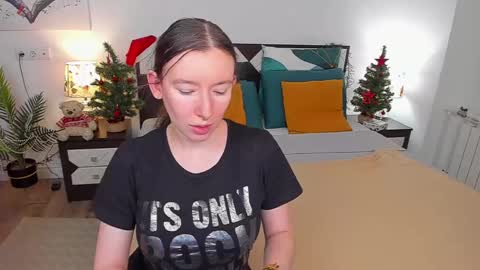 Snapshot of catherinewalls chatting on 02-03-25, 05:07 Catrin online show from 02-03-25, 05:07