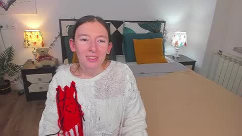 Snapshot of catherinewalls chatting on 02-14-25, 07:38 Catrin online show from 02-14-25, 07:38