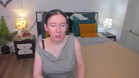 Snapshot of catherinewalls chatting on 03-03-25, 05:53 Catrin online show from 03-03-25, 05:53