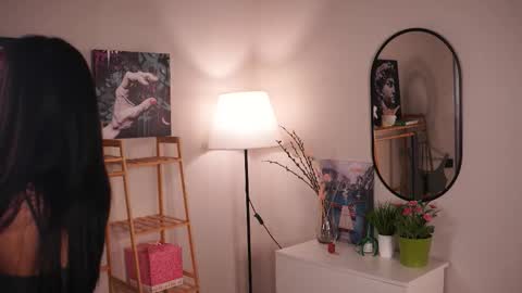 Lee online show from 09-28-25, 04:12