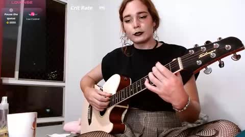 Catalina Restrepo online show from 11-19-25, 12:10