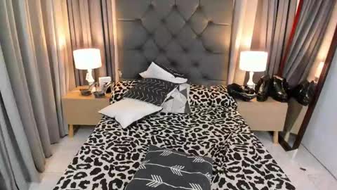 Snapshot of catnissdesire69 chatting on 12-24-24, 10:28 Kath online show from 12-24-24, 10:28