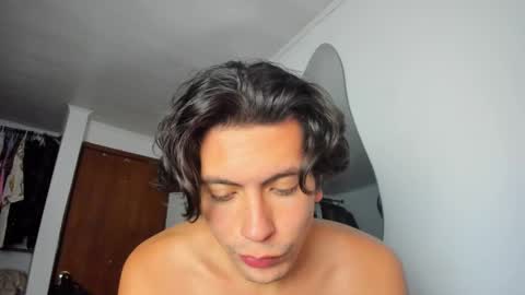 Snapshot of catnuaa chatting on 12-27-24, 03:42 catnuaa online show from 12-27-24, 03:42