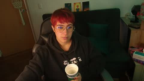 Snapshot of catsito chatting on 11-13-25, 04:00 im MIA -Independent Model MY OF is catsito3 online show from 11-13-25, 04:00