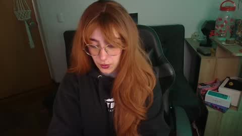 Snapshot of catsito chatting on 11-14-25, 05:28 im MIA -Independent Model MY OF is catsito3 online show from 11-14-25, 05:28