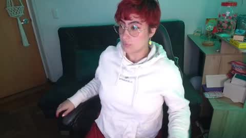 Snapshot of catsito chatting on 12-17-25, 03:45 im MIA -Independent Model MY OF is catsito3 online show from 12-17-25, 03:45