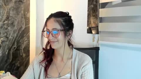 CATT EVANS online show from 01-07-25, 01:17