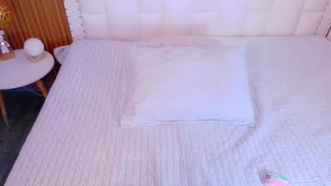 Snapshot of cattaleeyaa chatting on 01-10-26, 02:19 CATALEYA online show from 01-10-26, 02:19