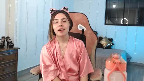  Cattleya you can tell me Leya too.     online show from 03-06-25, 05:57