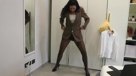 Snapshot of catty190 chatting on 03-01-25, 09:51 catty online show from 03-01-25, 09:51