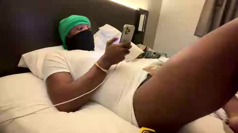 Flex online show from 04-16-26, 09:21