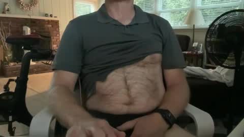 Snapshot of cbjohnjohn chatting on 09-26-25, 01:42 John online show from 09-26-25, 01:42