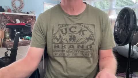 Snapshot of cbjohnjohn chatting on 10-31-25, 03:46 John online show from 10-31-25, 03:46