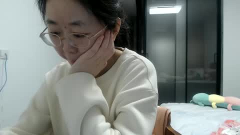 ANNYANNY online show from 12-19-24, 02:02