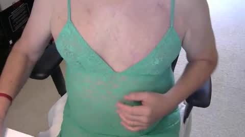 cddan56 online show from 12-17-25, 02:56