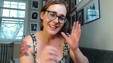 Cecily Saint Claire online show from 12-18-24, 05:31