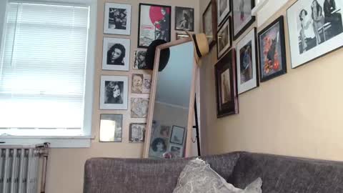 Cecily Saint Claire online show from 02-27-25, 06:42