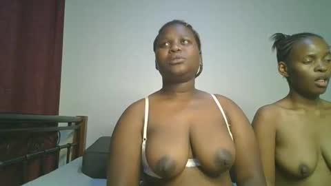 Snapshot of ceepretty25 chatting on 12-14-25, 11:37 ceepretty25 online show from 12-14-25, 11:37