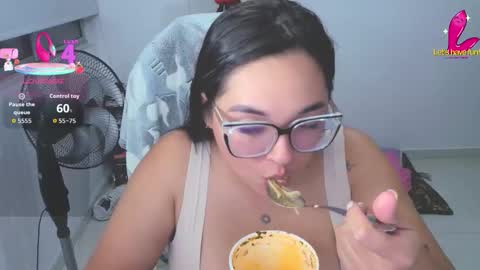 Snapshot of celesstebruce chatting on 09-25-25, 12:36 meli online show from 09-25-25, 12:36