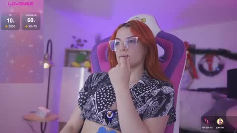 Snapshot of celeste_blazze chatting on 12-19-24, 04:46 Celeste  online show from 12-19-24, 04:46