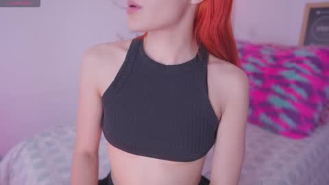Snapshot of celeste_blazze chatting on 09-25-25, 06:44 Celeste  online show from 09-25-25, 06:44