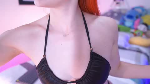 Snapshot of celeste_blazze chatting on 10-21-25, 03:57 Celeste  online show from 10-21-25, 03:57
