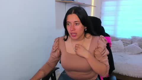 celeste_bonnet1 online show from 11-18-25, 06:34