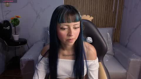 celeste_fioree online show from 04-07-26, 07:47