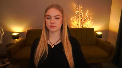 celestenoirr online show from 12-02-25, 07:47