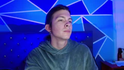 Snapshot of celesteswett chatting on 10-28-25, 07:27 I am Valentinn online show from 10-28-25, 07:27