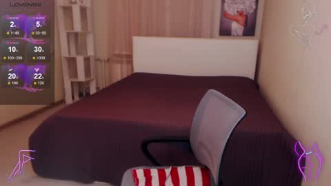 Celine online show from 02-07-25, 01:43