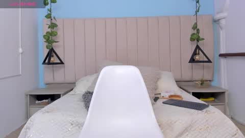 Snapshot of cellesteevans chatting on 02-25-25, 03:09 Celeste online show from 02-25-25, 03:09