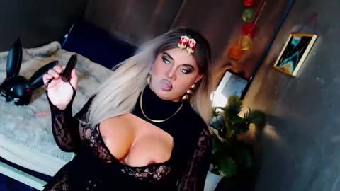 cellinekittcumerr online show from 11-28-25, 03:58