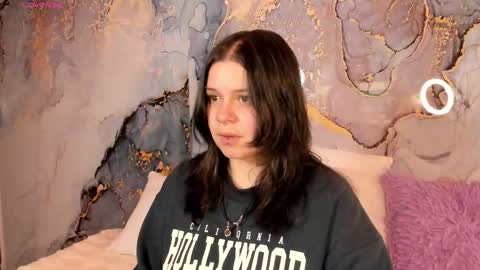 Snapshot of centaurigirls chatting on 02-11-26, 12:15 Hello guys my name is Sofi and Lizzie and Vanessa online show from 02-11-26, 12:15