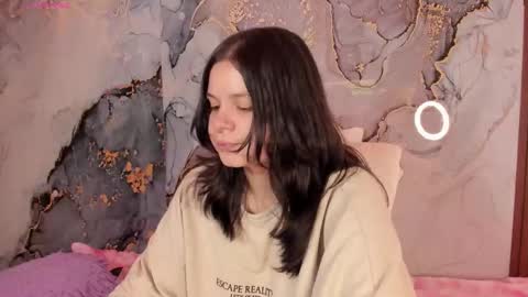 Snapshot of centaurigirls chatting on 02-25-26, 08:57 Hello guys my name is Sofi and Lizzie and Vanessa online show from 02-25-26, 08:57