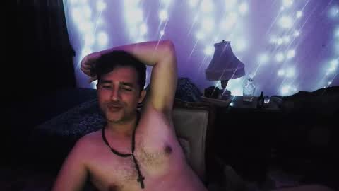 Snapshot of centurionjohnny chatting on 10-21-25, 02:45 centurionjohnny online show from 10-21-25, 02:45