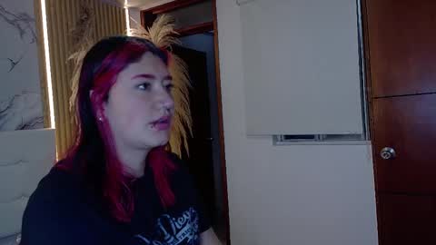 Cerecita  online show from 09-22-25, 11:45